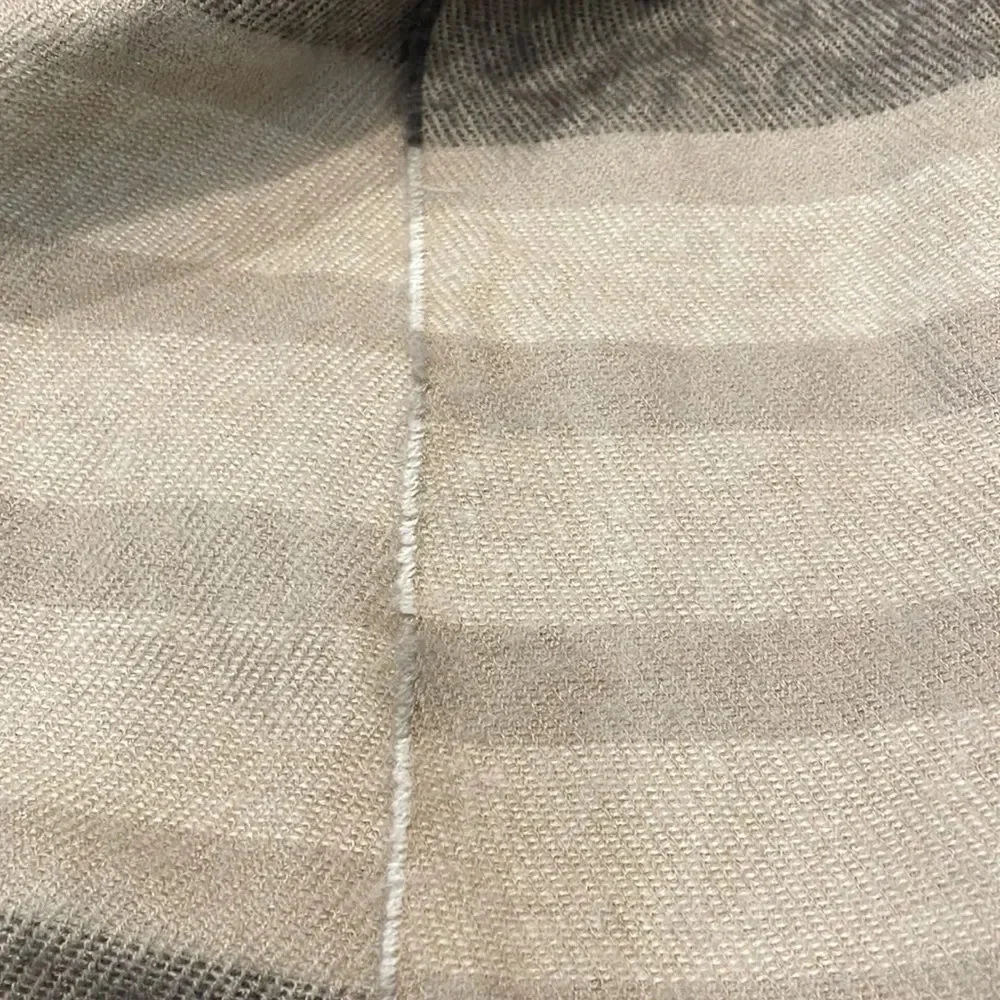 Collectioneighteen cream and gray striped woman’s scarf